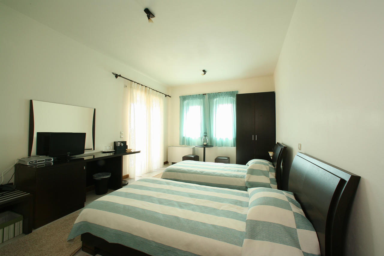 Arhontiko Parnona Hotel Karyes Luaran gambar