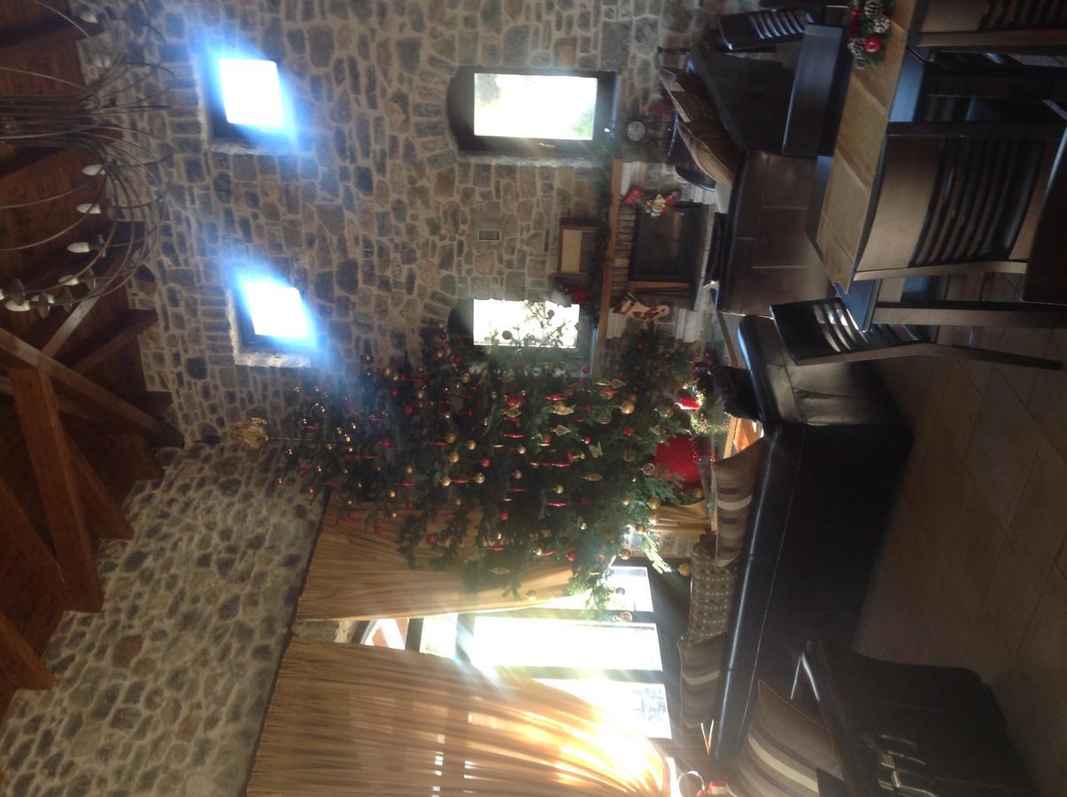 Arhontiko Parnona Hotel Karyes Luaran gambar